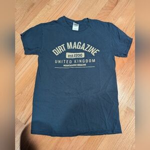 "Dirt Magazine" Vintage 2000s Navy Blue Graphic Teeh Men's Size Small